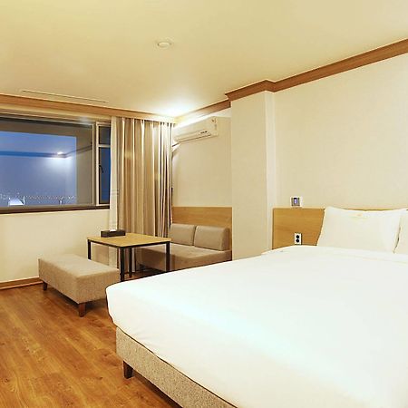 Dawn Beach Hotel Busan Exterior foto