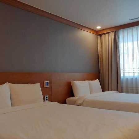 Dawn Beach Hotel Busan Exterior foto