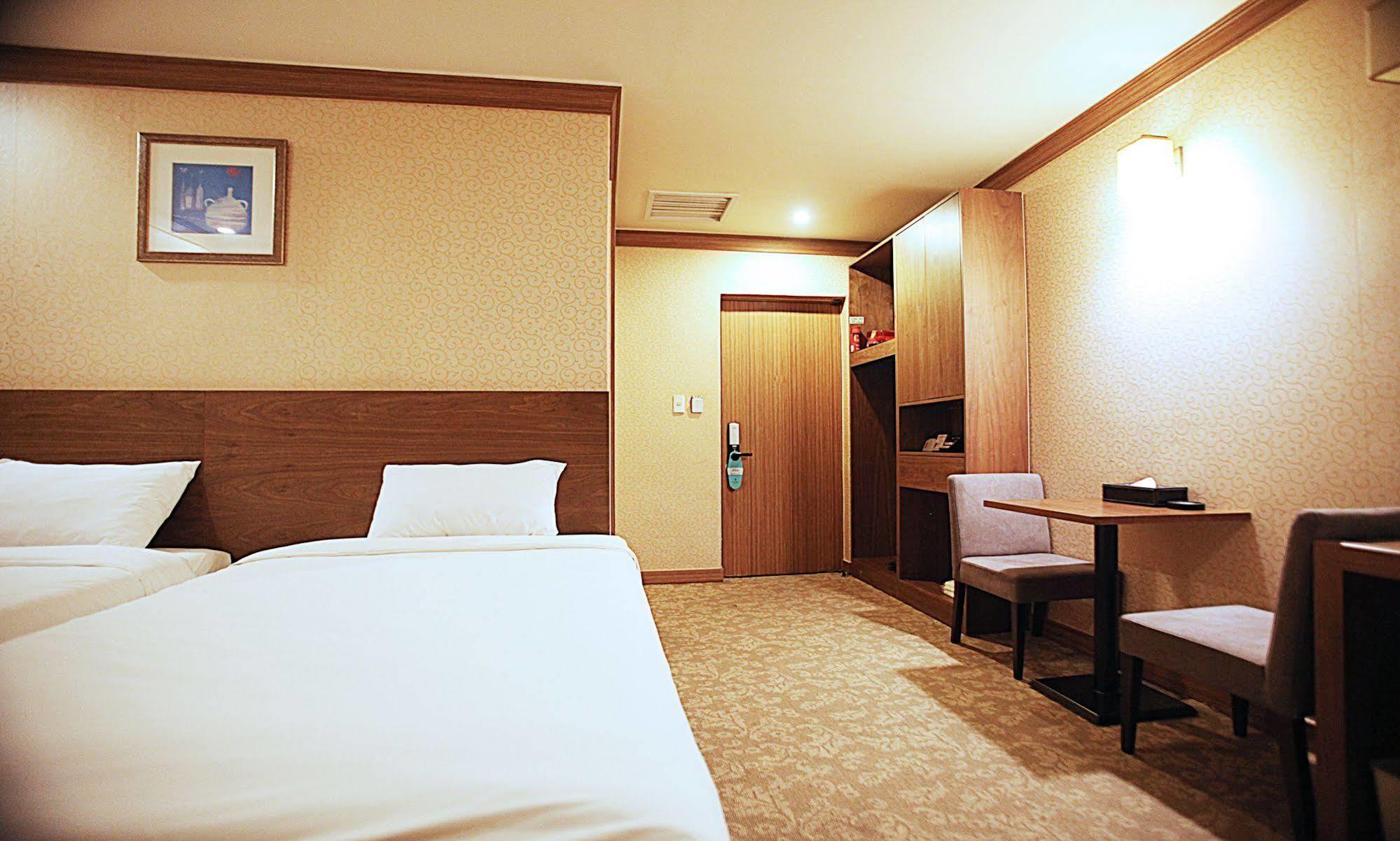 Dawn Beach Hotel Busan Exterior foto