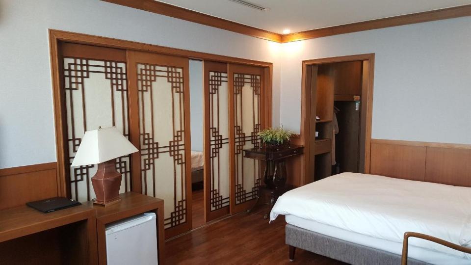 Dawn Beach Hotel Busan Exterior foto